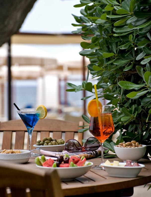 Alexandra Plaza Hotel Riccione Exterior foto
